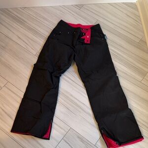Snowboarding/Ski Burton Black and Red Women's Pants